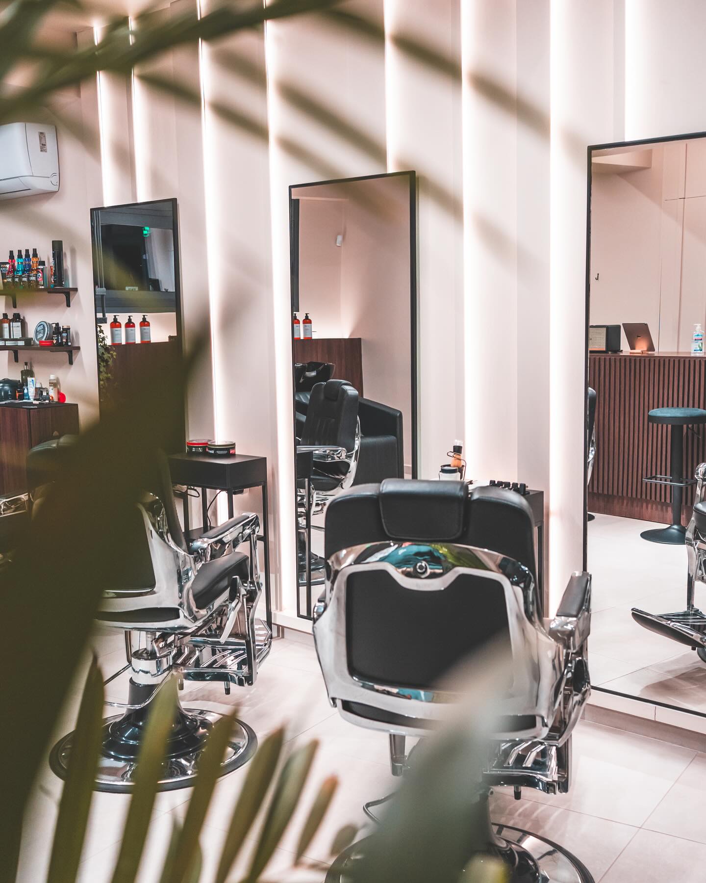 Σταθμοί barbering στο STATE
